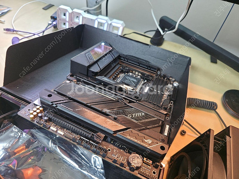 asus x670e e gamming 메인보드 아틱 4...--0