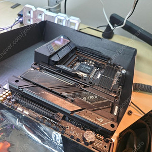 asus x670e e gamming 메인보드 아틱 420 II 수냉 팝니다.