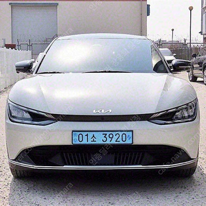 EV6 중고 EV6 중고차 진주색 2022년식 40,977km 롱레인지 에어 중고차싸게사기