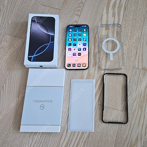 아이폰 16 Pro Max 자급제 256GB(25년 5월 배터리100%)