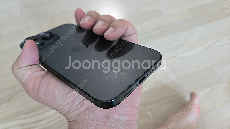 아이폰 16 Pro Max 자급제 256GB(25년 5...--4