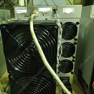 비트메인 antminer L9(도지코인,라이트코인 외 6개코인 채굴가능) 아식채굴기 / 소음 저감기계 팝니다.