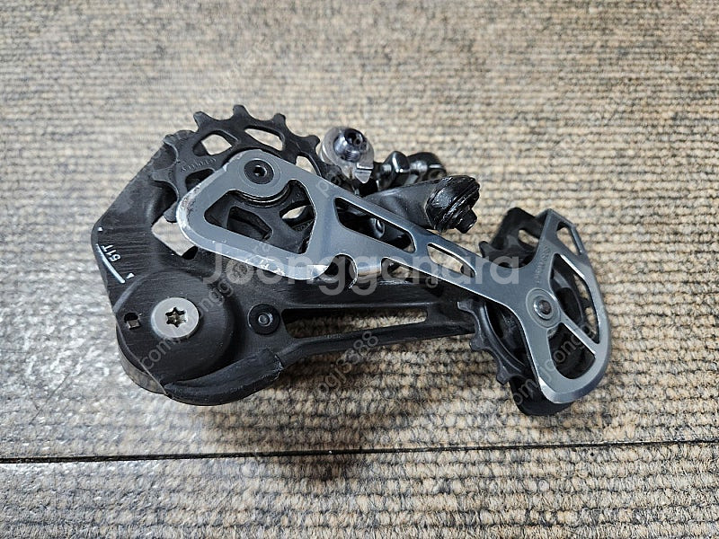 시마노 xtr 12단 쉬프터와 뒷드레일러--1