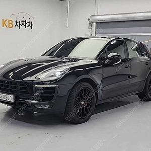 중고차 포르쉐 마칸 중고 검정색 2018년식 가솔린 3.0 GTS 수원중고차