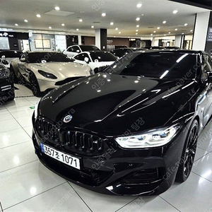 검정색 BMW 8시리즈 중고 BMW 중고 M850i xDrive 쿠페 중고차직거래카페 13,960 km