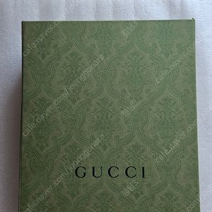 구찌 GUCCI 미니 GG 라운드 숄더백 국내정품 구찌코리아 신세계 구매 신동품 풀박스 판매 국내정품 신세계에서 구매한 구찌코리아 국내정품이며 구매내역, 보증서, 카드영수증 전부