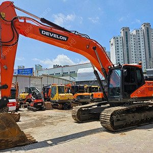 두산 DX300LC-5K 2019년식 가동만시간 10 궤도형 중고굴삭기