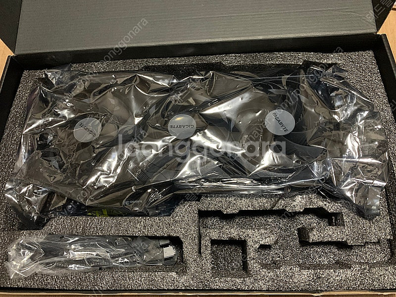 기가바이트 지포스 RTX4080 게이밍 oc--1