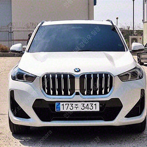 BMW X1 중고 BMW X1 중고차 SUV 중고 흰색 2023년식 27,270km sDrive 20i M 스포츠 수원중고차