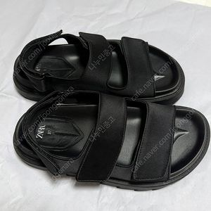 자라 샌들240 (블랙)