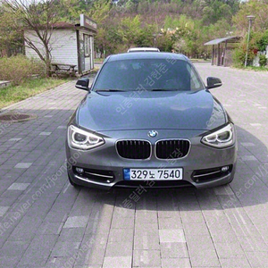 BMW 1시리즈 중고 BMW 1시리즈 중고차 할부 BMW 118D 중고 회색 2015년식 118d 스포츠 꼼꼼한 차량점검