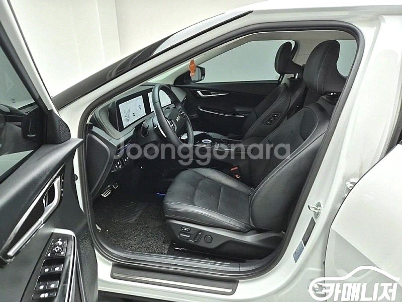 [기아]EV6 롱레인지 어스 (5인승) 2023 년 전기 중고차 전액할부 중고차리스 중고차수출--2