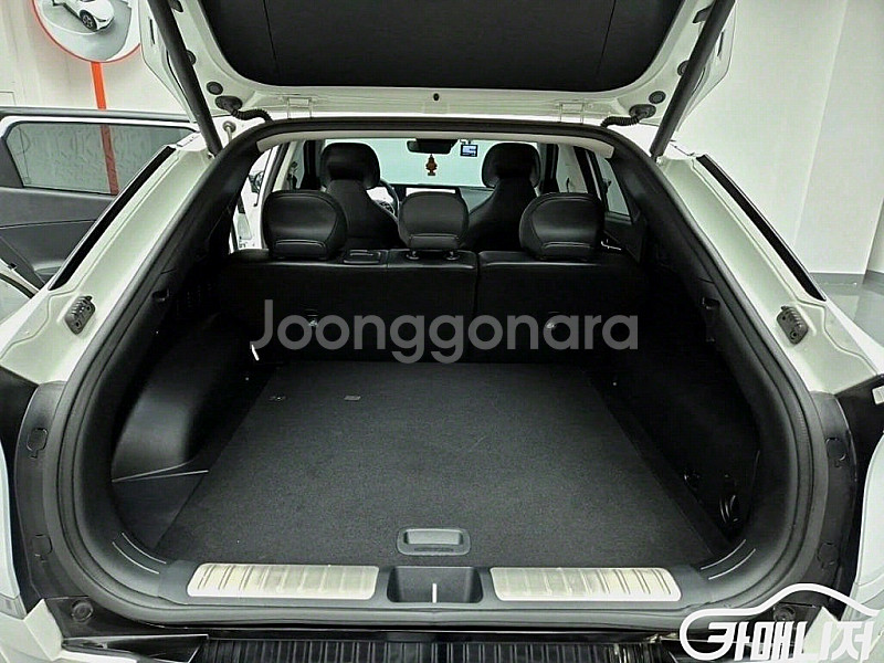 [기아]EV6 롱레인지 어스 (5인승) 2023 년 전기 중고차 전액할부 중고차리스 중고차수출--7