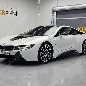 BMW i8 중고 흰색 2015년식 55,619km i8 쿠페 신용카드 차량구매