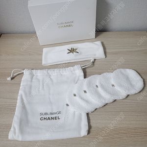 정품) 샤넬 헤어밴드 페이스타올 및 파우치 (코
