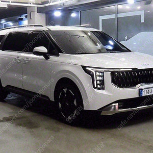 기아 더뉴 카니발 중고 가격 중고 카니발 흰색 2025년식 12,000km HEV 9인승 노블레스 개인사업자 차량구매