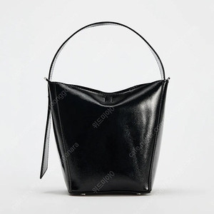 zara 자라 블랙 에나멜 버킷백