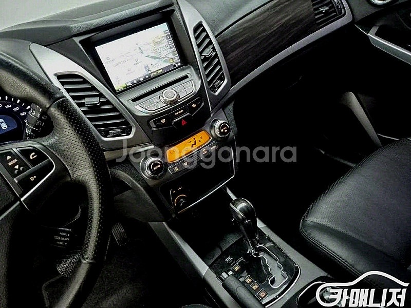 뉴코란도C 2WD 2.0 CVT 2014 년 중고차/전...--2