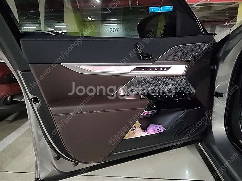 BMW i7 중고 bmw i7 중고차 회색 2023년식...--6