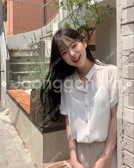 레이지코너 진주 쉬폰 블라우스 (스카이블루)--2