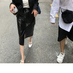 더름 글로시 애나멜 롱 스커트