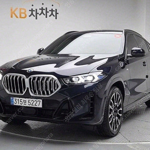 BMW X6 중고차 할부 개인사업자 차량구매 수입중고차 검정색 2024년식 6,056km xDrive 30d M 스포츠 중고자동차