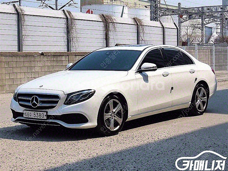 [벤츠]E-클래스 W213 E220d 아방가르드 (0톤...--2