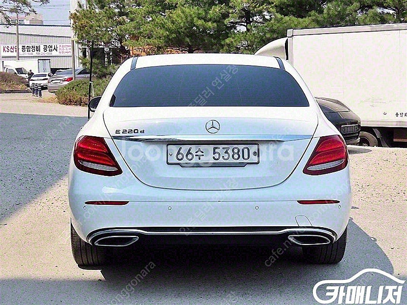 [벤츠]E-클래스 W213 E220d 아방가르드 (0톤...--4
