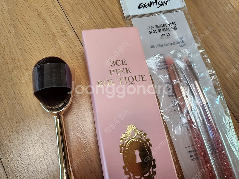 3ce 한정판 파운데이션 브러쉬, 아이브러쉬 2종 일괄...--2