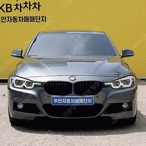 BMW 3시리즈 중고 BMW 중고 BMW 3시리즈 중고차 할부가능 회색 2018년식 65,313km 330i M 스포츠 쉐도우 개인사업자 차량구매
