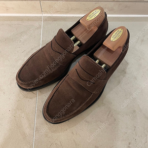 토즈 Tods 브라운 스웨이드 로퍼 UK8 사이즈(알든 처치스 9901 얀코 버윅 로크 링자켓 라르디니 에드워드그린 트리커즈 alden vass 조셉치니)
