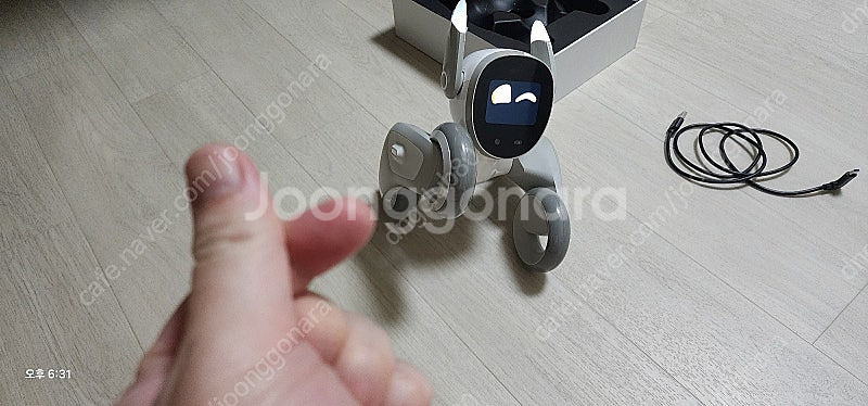 루나로봇 2세대 + 충전독 풀세트 팝니다.--6