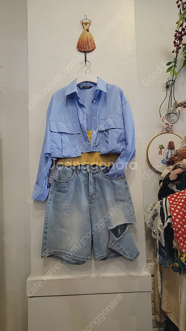 자라 크롭셔츠&셔츠점퍼. 수입 뷔스티에--0