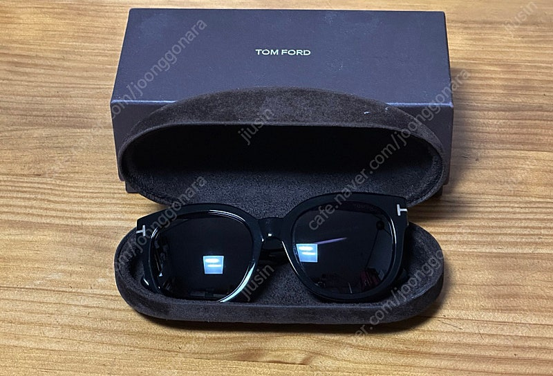 여름 필수품 미리 준비하세요!!! 탐포드(TOM FORD) 여성 선글라스 판매--4