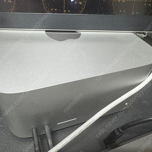 맥스튜디오 M2 울트라 기본형 팝니다