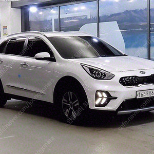 기아 니로 중고 니로 더 뉴 니로 중고차 흰색 2020년식 58,967km 1.6 HEV 프레스티지 중고차 체크리스트