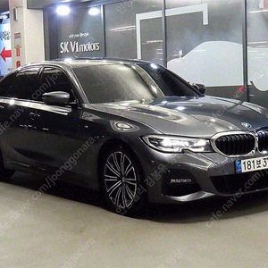 BMW 3시리즈 중고 BMW 중고 BMW 3시리즈 중고차 할부가능 회색 2021년식 67,880km 320i M 스포츠 중고차카페