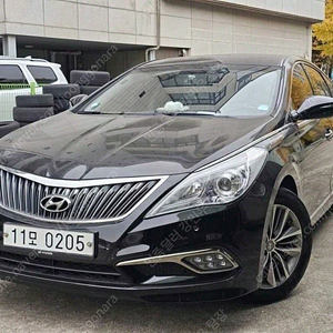 그랜저 중고 가격 중고 그랜저 검정색 2017년식 44,885km HG240 MODERN 컬렉션 중고자동차