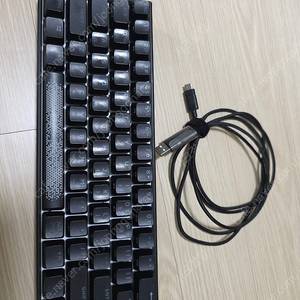 커세어 K65 RGB MINI 기계식 키보드 S급 1번사용 싸게 팝니다