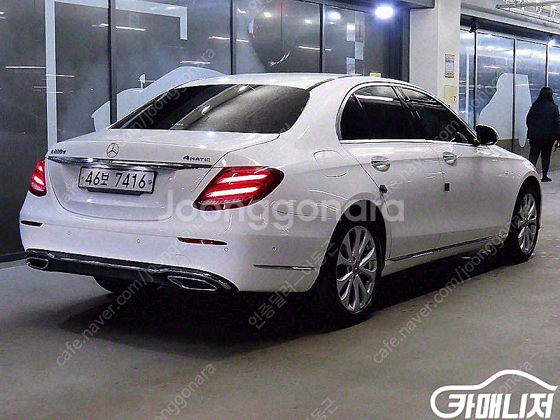 [벤츠]E-클래스 W213 E220d 4MATIC 익스...--4