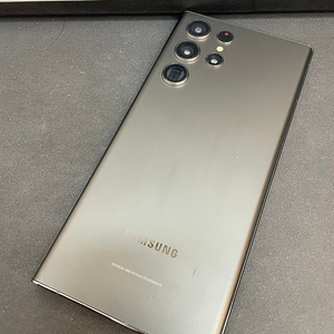 갤럭시S22울트라 블랙 256GB 상태좋은 중고38만팝니다