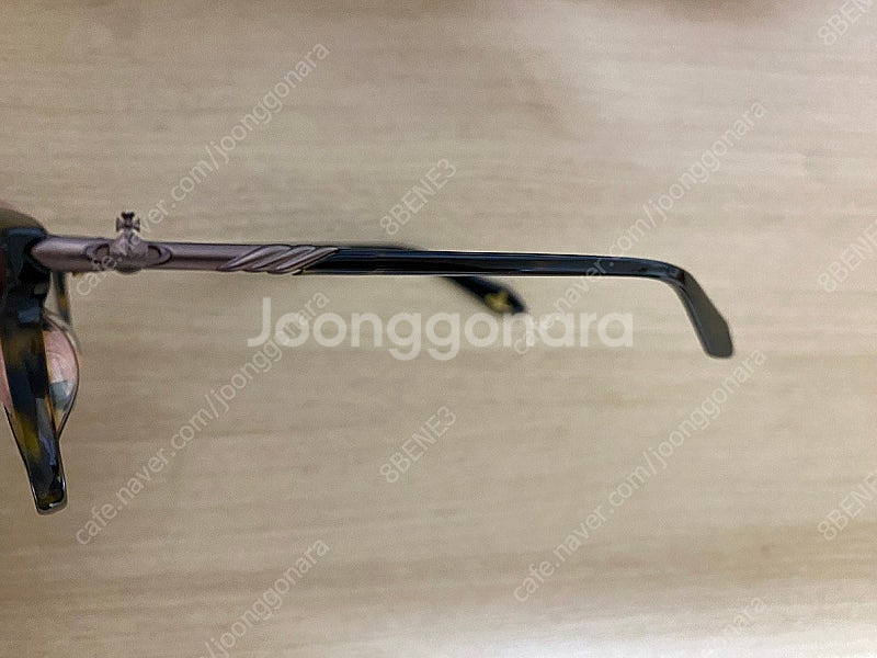 정품 비비안웨스트우드 호피 뿔테 여성 안경--3