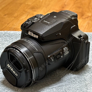 니콘 쿨픽스 p900 본체 판매합니다