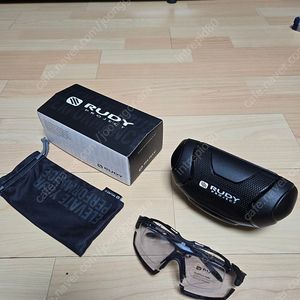 루디프로젝트 컷라인 변색렌즈 선글라스