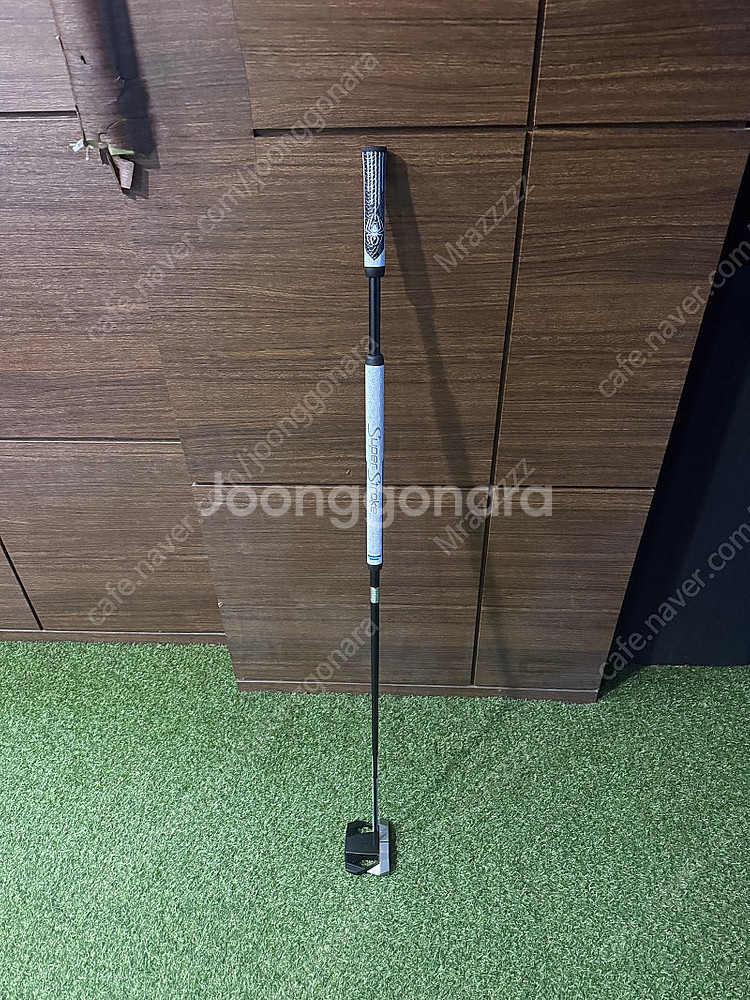 테일러메이드 ZT 제로토크 브룸스틱 44인치--4