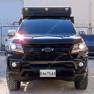 쉐보레 콜로라도 중고 가격 콜로라도 중고차 픽업트럭 중고 검정색 2022년식 18,226km 3.6 익스트림-X 4WD 중고차상담신청