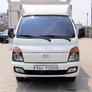 포터2 중고차 내장탑차 중고 포터 중고차 흰색 2016년식 54,564km 슈퍼캡/초장축/(CRDi) 슈퍼 중고차거래카페