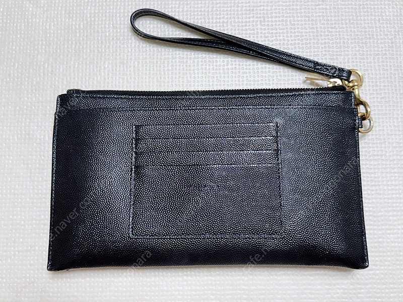 ( 정품 ) 입생로랑 마틀라세 여성 클러치 블랙 팝니다--1