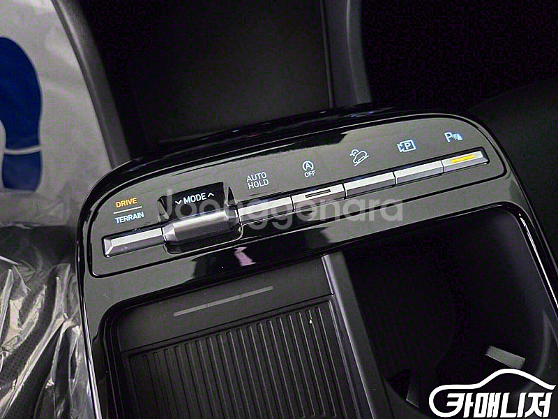 현대 더 뉴 투싼 (NX4) 디젤 2.0 4WD 프리미...--3