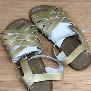 솔트워터 샌들 235 새제품